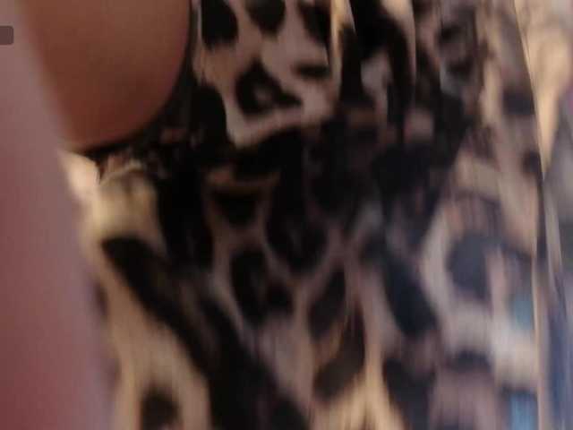 BlondieGirl live webcam show