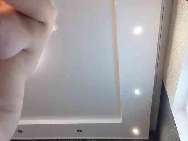 BlondieGirl webcam