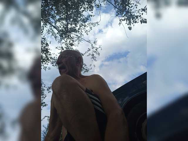 MishaInsky live webcam show
