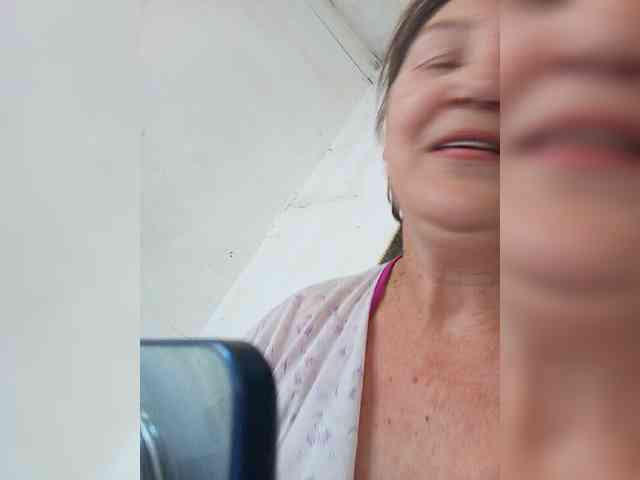 DianaBelouch webcam