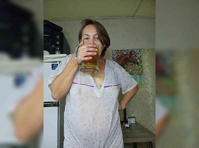 LizaLuxer live female cam on bongacams