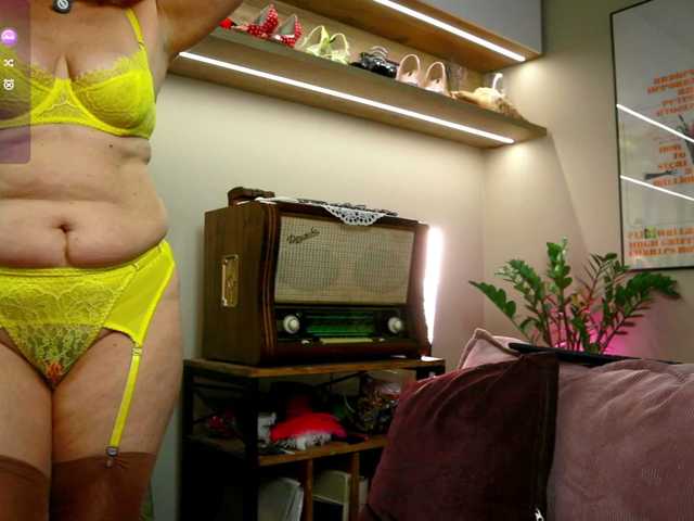 Karen_Roux live webcam show
