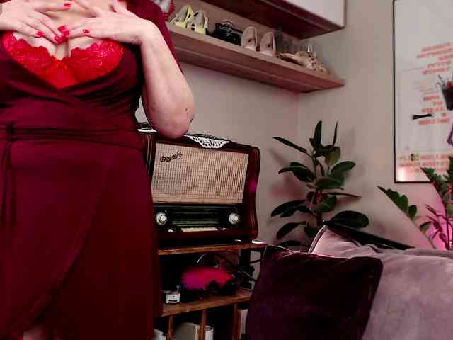 Karen_Roux webcam