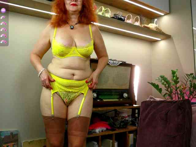 Karen_Roux webcam