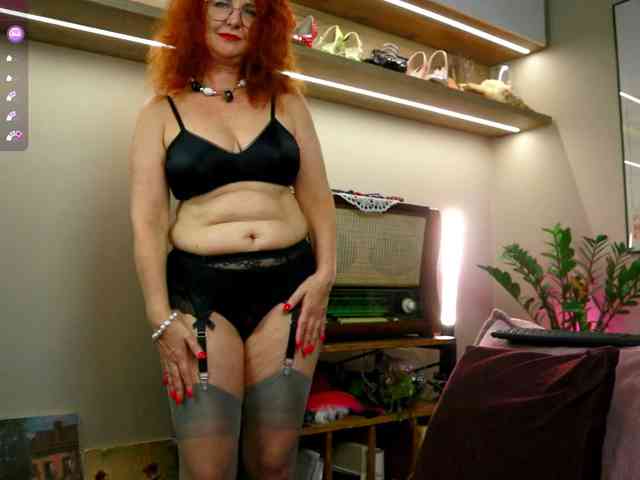 Karen_Roux webcam