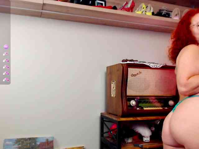 Karen_Roux webcam