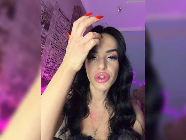 Hotgirlanasta live cam on BongaCams