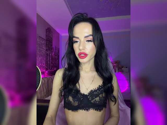 Hotgirlanasta live cam on BongaCams