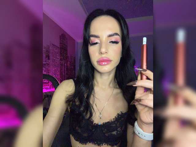 Hotgirlanasta live cam on BongaCams