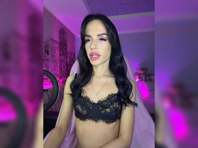 Hotgirlanasta live cam on BongaCams