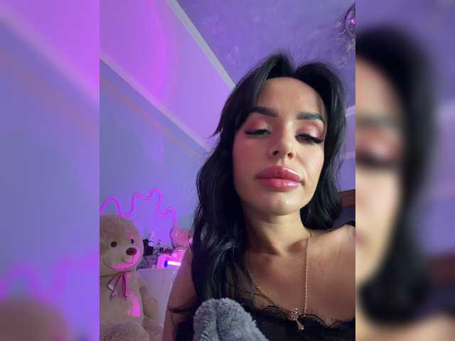 Hotgirlanasta live cam on BongaCams