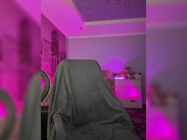 Hotgirlanasta live cam on BongaCams