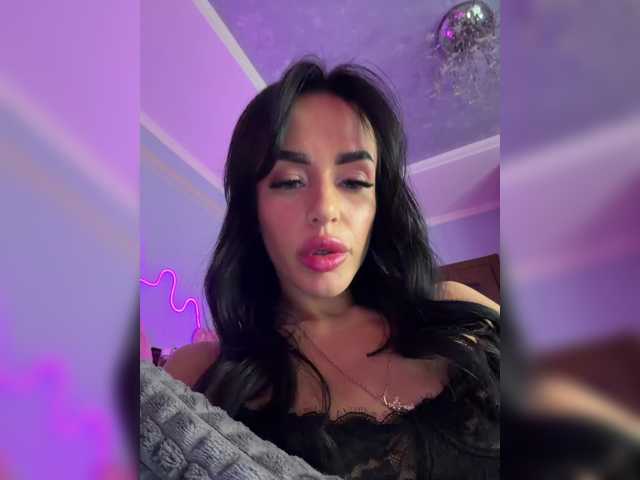 Hotgirlanasta live cam on BongaCams