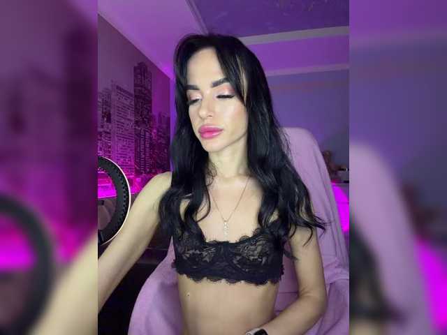 Hotgirlanasta live cam on BongaCams