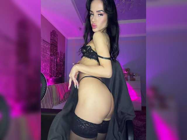 Hotgirlanasta live cam on BongaCams