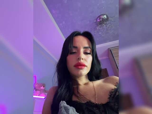 Hotgirlanasta live cam on BongaCams