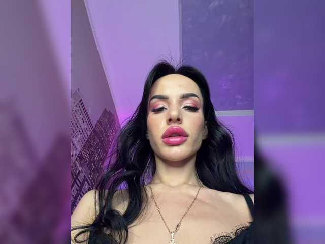 Hotgirlanasta live cam on BongaCams