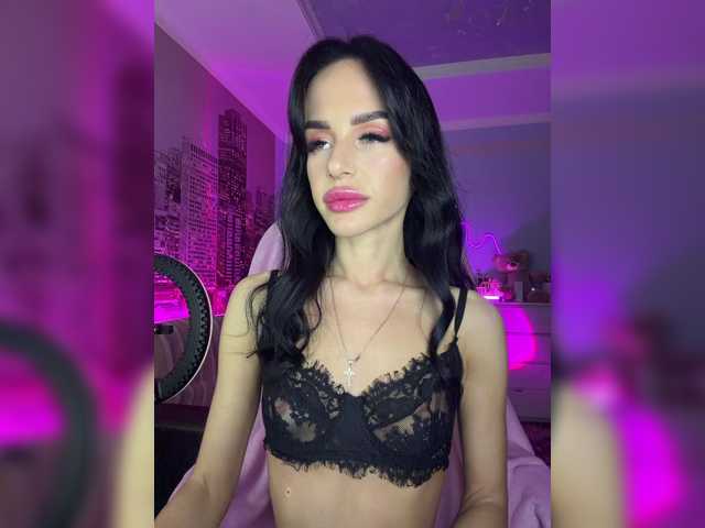 Hotgirlanasta live cam on BongaCams