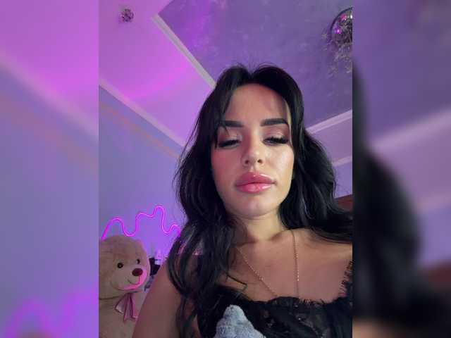 Hotgirlanasta live cam on BongaCams