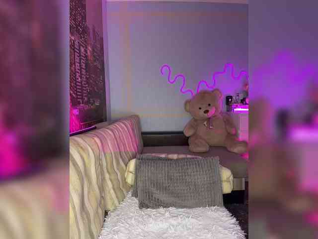 -YourPeachDream- webcam