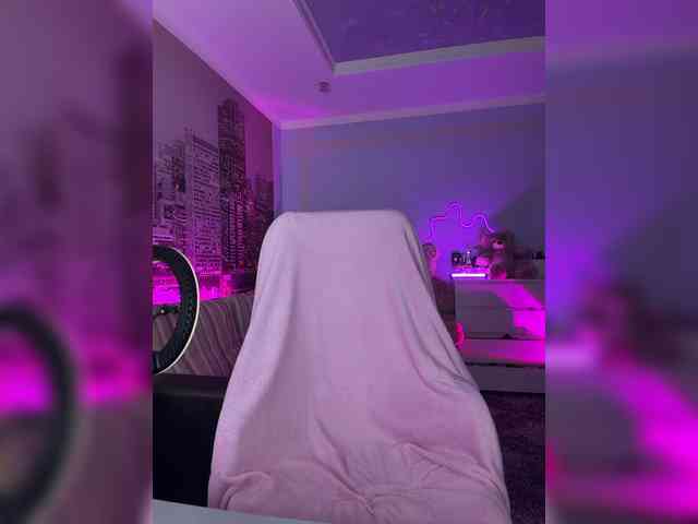 -YourPeachDream- webcam