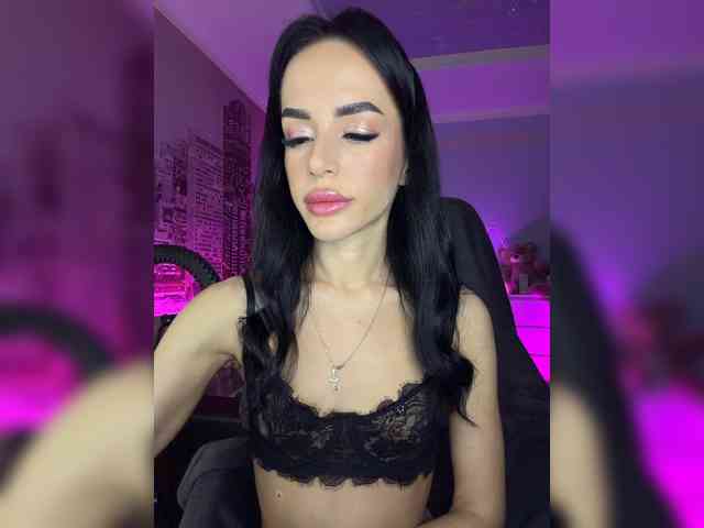 Модель: StacyPeach