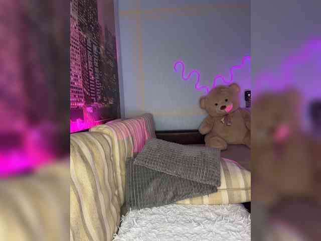 -YourPeachDream- webcam