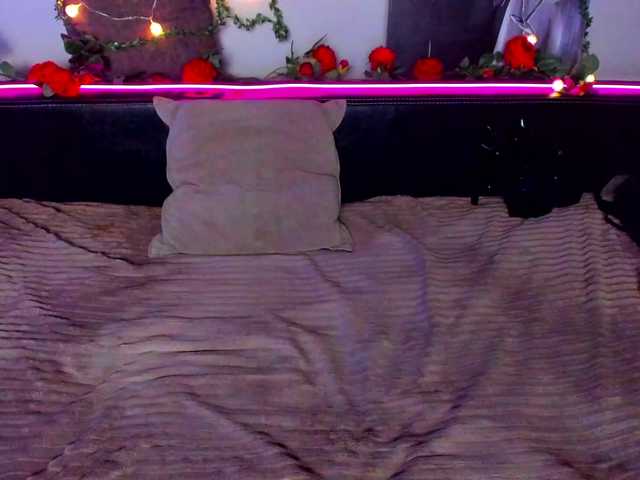 Sunbeam69's BongaCams show and profile