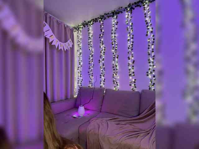 DearAmiira webcam