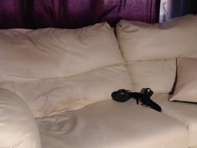 SquirtyMOMMY, en directo ahora en BongaCams