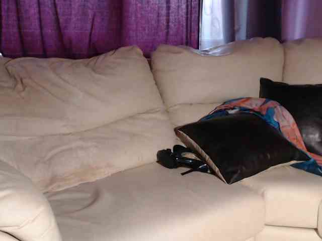 SquirtyMOMMY webcam