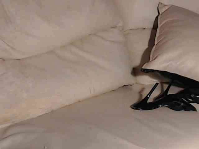 Ce modèle est en direct maintenant. SquirtyMOMMY