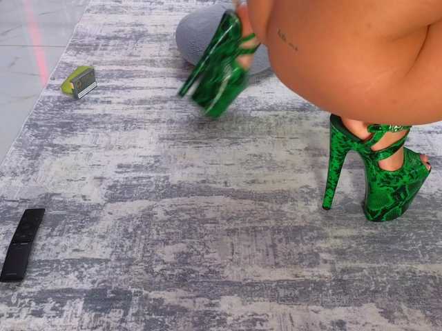 Theowonder live cam on BongaCams