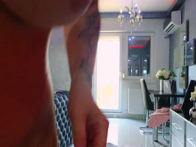 Theowonder live cam on BongaCams