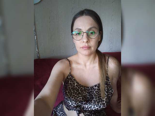Klybnichca live cam on BongaCams