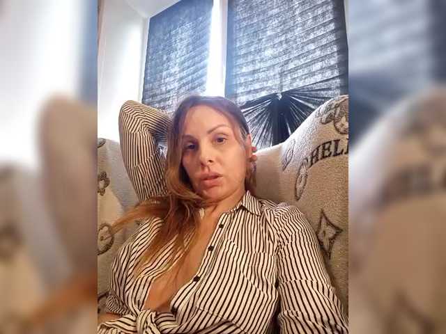 Klybnichca's BongaCams show and profile