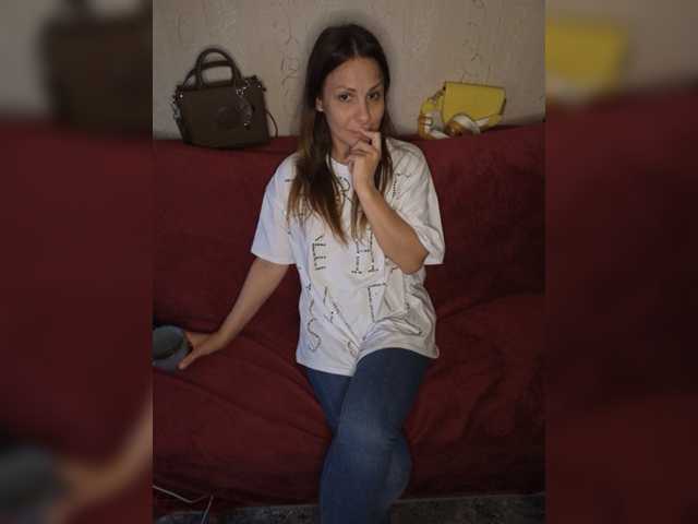 Klybnichca live cam on BongaCams