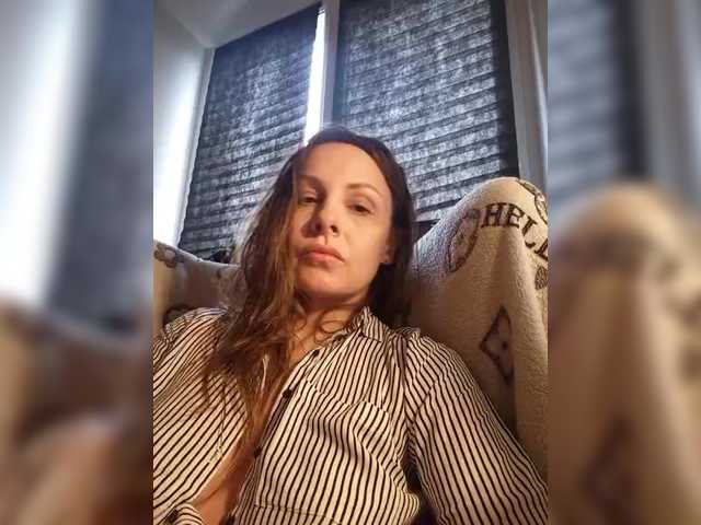 Klybnichca's BongaCams show and profile