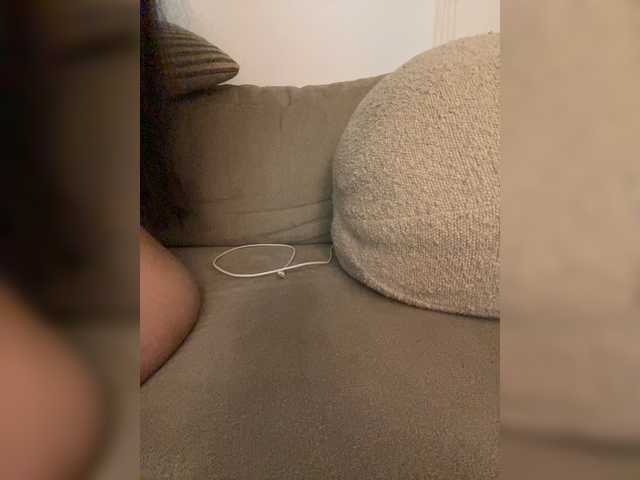 FurElisse live webcam show