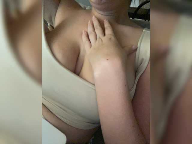 FurElisse live cam on BongaCams