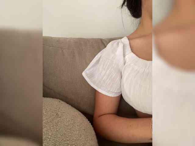 FurElisse webcam