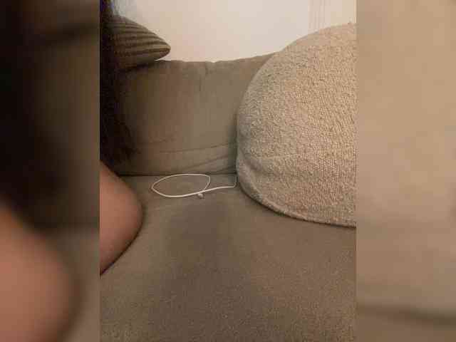 FurElisse webcam