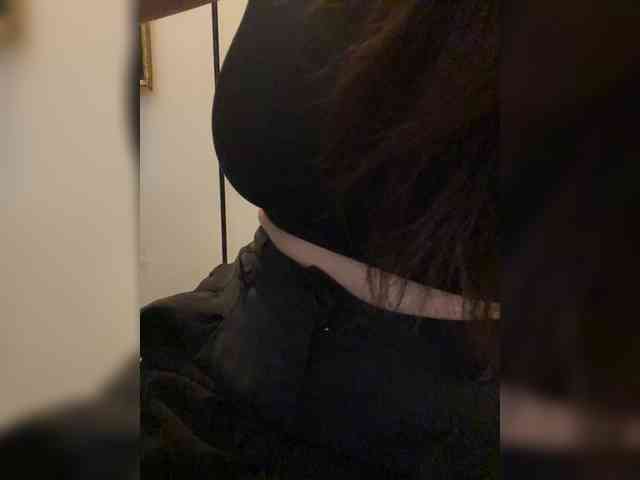 FurElisse webcam