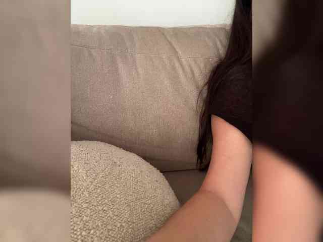 FurElisse webcam