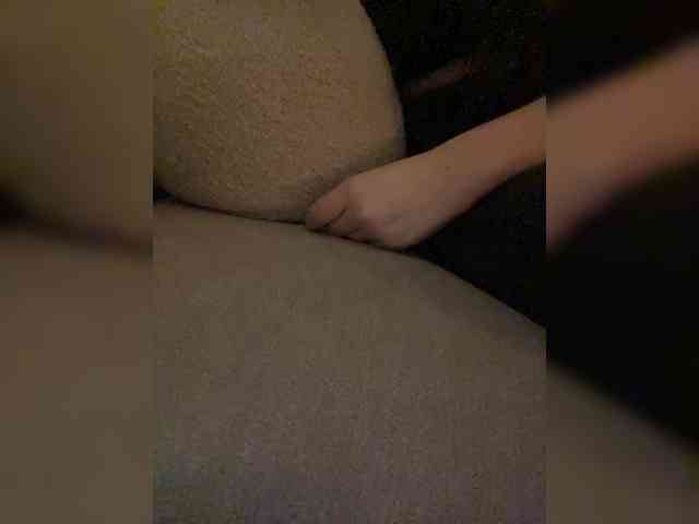 FurElisse webcam