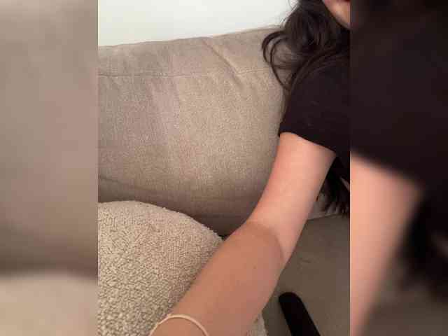 FurElisse webcam
