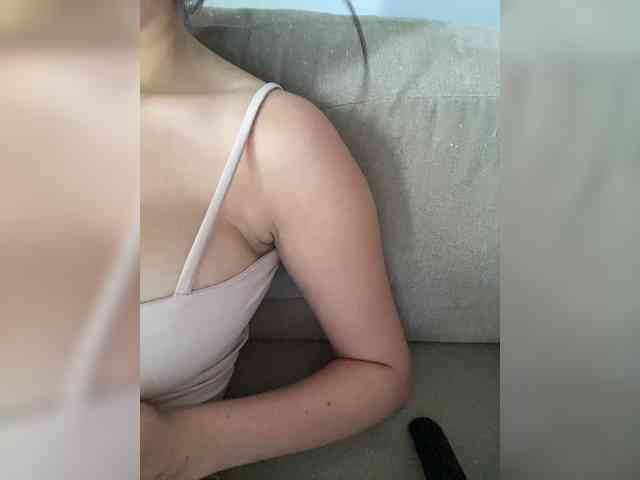 FurElisse webcam