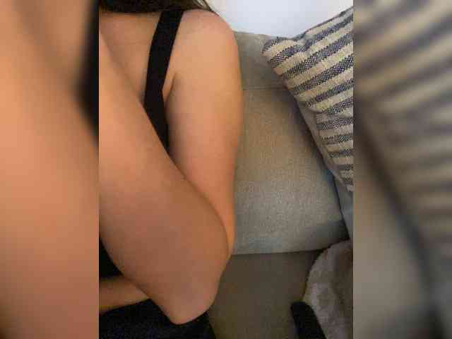 FurElisse webcam