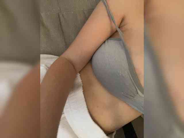 FurElisse webcam
