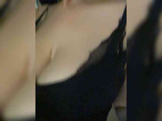 FurElisse webcam